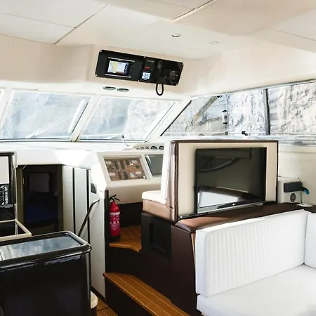 Princess 440 *